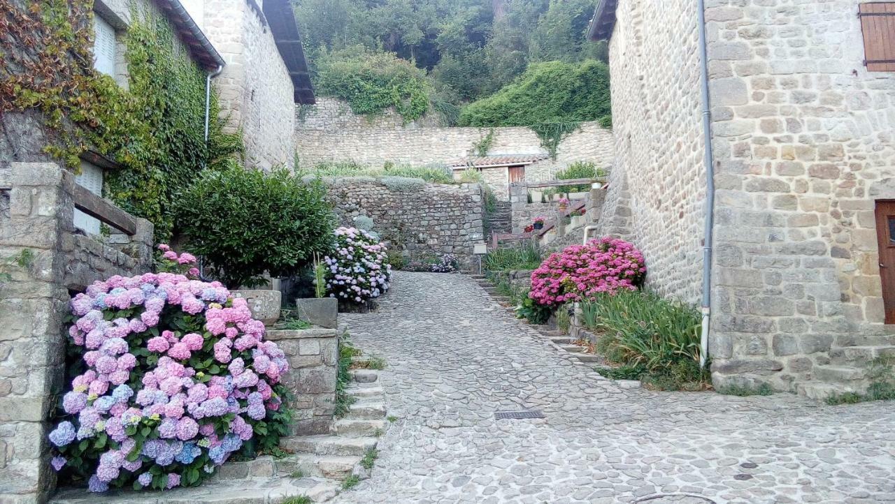 Les Soleillas Pour Votre Zen'Ittude Chalencon Exteriér fotografie